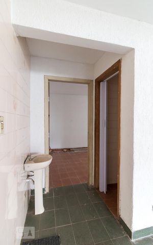 Casa à venda com 450m², 4 quartos e 8 vagasÁrea de serviço
