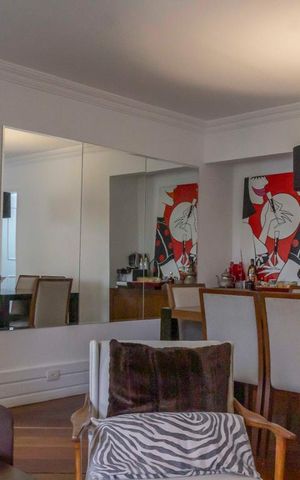 Apartamento à venda com 100m², 3 quartos e 2 vagasSala