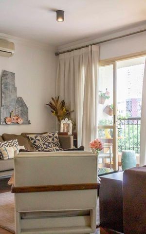 Apartamento à venda com 100m², 3 quartos e 2 vagasSala