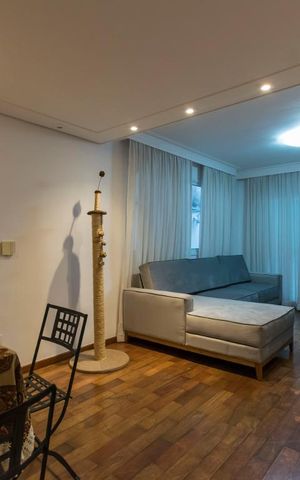 Casa à venda com 200m², 3 quartos e 3 vagas1o. Andar - Sala