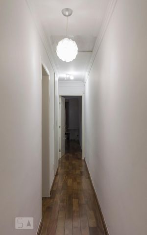Casa à venda com 200m², 3 quartos e 3 vagas2o. Andar - Corredor