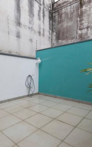 Casa à venda com 200m², 3 quartos e 3 vagas1o. Andar - Varanda