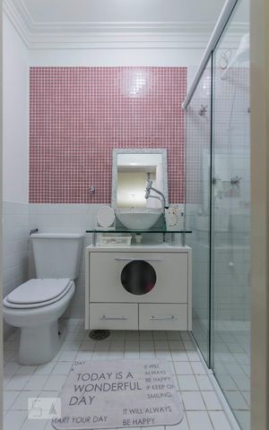 Casa à venda com 200m², 3 quartos e 3 vagas2o. Andar - Suíte 1 - Banheiro