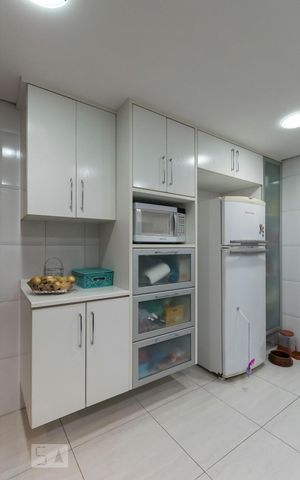 Casa à venda com 200m², 3 quartos e 3 vagas1o. Andar - Cozinha