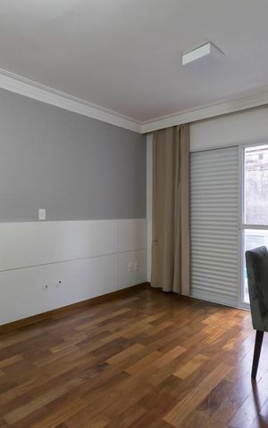 Casa à venda com 200m², 3 quartos e 3 vagas2o. Andar - Su'tie 3