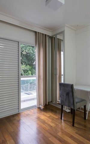 Casa à venda com 200m², 3 quartos e 3 vagas2o. Andar - Suíte 3