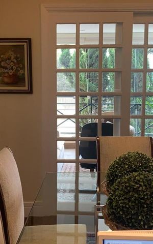 Apartamento à venda com 263m², 4 quartos e 4 vagas Apartamento à venda com 263m², 4 quartos e 4 vagasSala