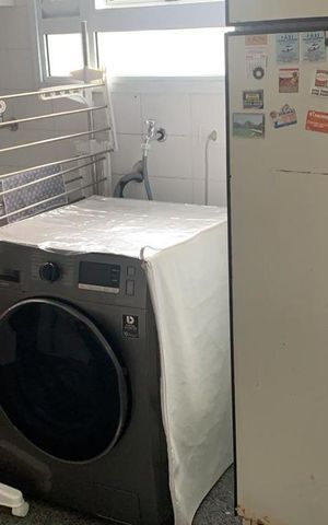 Apartamento à venda com 263m², 4 quartos e 4 vagas Apartamento à venda com 263m², 4 quartos e 4 vagasÁrea de Serviço