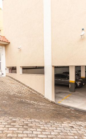 Casa de condomínio para alugar com 56m², 2 quartos e 1 vagaPortão da garagem 