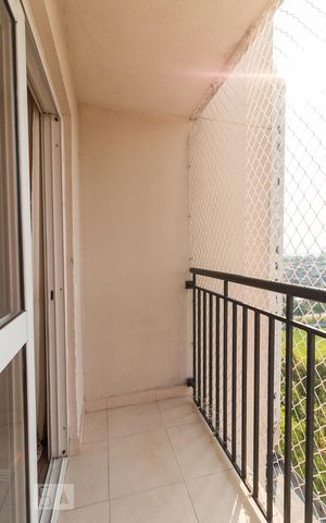 Apartamento à venda com 60m², 3 quartos e 1 vagaVaranda
