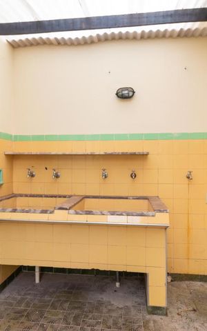 Casa à venda com 200m², 3 quartos e 3 vagasÁrea de Serviço