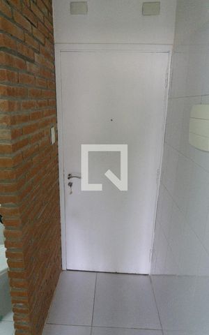 Studio à venda com 30m², 1 quarto e sem vagaEntrada 
