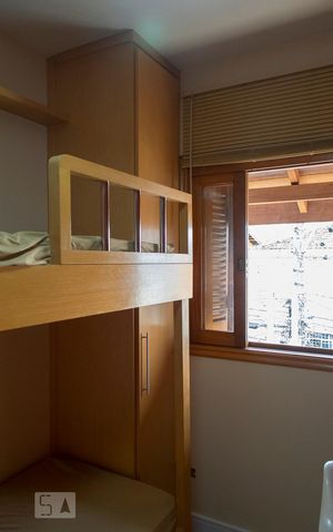 Casa à venda com 230m², 4 quartos e 4 vagas Casa à venda com 230m², 4 quartos e 4 vagasQUARTO 2