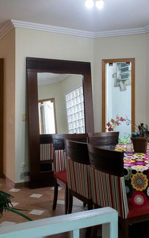 Casa à venda com 230m², 4 quartos e 4 vagas Casa à venda com 230m², 4 quartos e 4 vagasSALA JANTAR