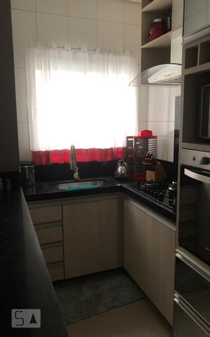 Apartamento à venda com 152m², 3 quartos e 2 vagas Apartamento à venda com 152m², 3 quartos e 2 vagasCozinha