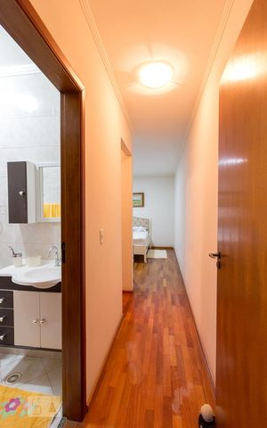 Casa para alugar com 380m², 4 quartos e 4 vagasQuarto 4 suíte