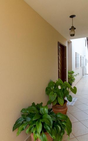 Casa para alugar com 380m², 4 quartos e 4 vagasEntrada da casa