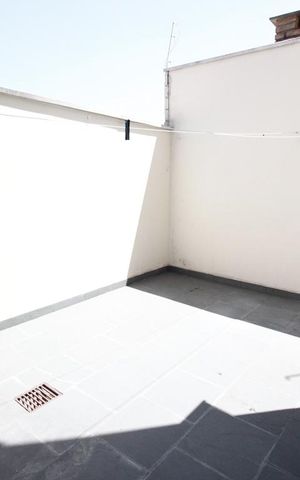 Casa à venda com 156m², 4 quartos e 2 vagas Casa à venda com 156m², 4 quartos e 2 vagasQuintal