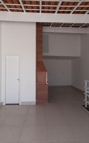 Casa de condomínio à venda com 180m², 3 quartos e 4 vagas Casa de condomínio à venda com 180m², 3 quartos e 4 vagasChurrasqueira