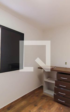 Casa à venda com 180m², 3 quartos e 4 vagas Casa à venda com 180m², 3 quartos e 4 vagasQuarto 2