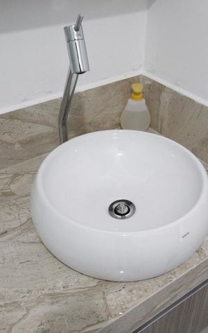 Studio à venda com 28m², 1 quarto e sem vaga Studio à venda com 28m², 1 quarto e sem vagaBanheiro