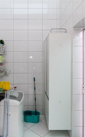 Casa à venda com 620m², 3 quartos e 5 vagas Casa à venda com 620m², 3 quartos e 5 vagasÁrea de Serviço