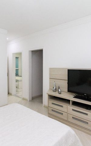 Casa à venda com 620m², 3 quartos e 5 vagas Casa à venda com 620m², 3 quartos e 5 vagasSuíte 03