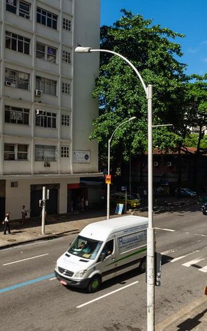 Apartamento à venda com 320m², 5 quartos e 2 vagas Apartamento à venda com 320m², 5 quartos e 2 vagasVista