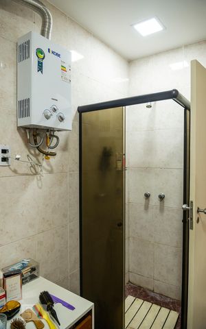 Apartamento à venda com 320m², 5 quartos e 2 vagas Apartamento à venda com 320m², 5 quartos e 2 vagasBanheiro Social