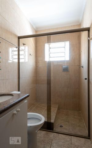 Casa à venda com 115m², 3 quartos e 2 vagasBanheiro