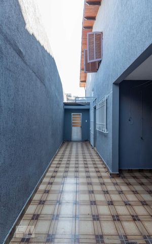 Casa à venda com 115m², 3 quartos e 2 vagasCorredor