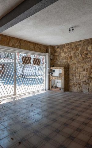 Casa à venda com 115m², 3 quartos e 2 vagasGaragem