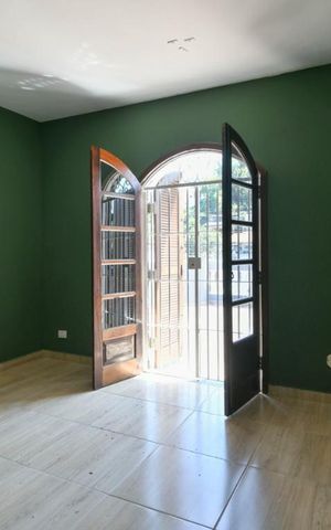 Casa à venda com 115m², 3 quartos e 2 vagasQuarto