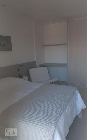 Apartamento à venda com 76m², 2 quartos e 2 vagas Apartamento à venda com 76m², 2 quartos e 2 vagasSuite
