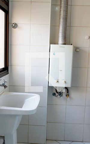 Apartamento à venda com 120m², 3 quartos e 3 vagas Apartamento à venda com 120m², 3 quartos e 3 vagasÁrea de Serviço