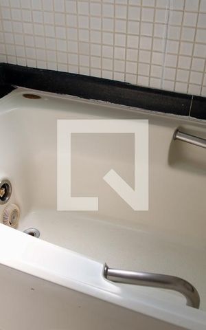 Apartamento à venda com 120m², 3 quartos e 3 vagas Apartamento à venda com 120m², 3 quartos e 3 vagasBanheiro do Quarto 3