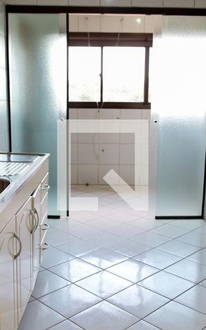 Apartamento à venda com 120m², 3 quartos e 3 vagas Apartamento à venda com 120m², 3 quartos e 3 vagasCozinha