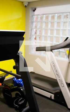 Apartamento à venda com 120m², 3 quartos e 3 vagas Apartamento à venda com 120m², 3 quartos e 3 vagasÁrea comum - Academia
