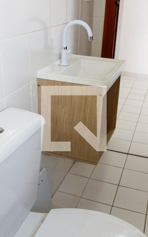 Apartamento à venda com 120m², 3 quartos e 3 vagas Apartamento à venda com 120m², 3 quartos e 3 vagasBanheiro de Serviço