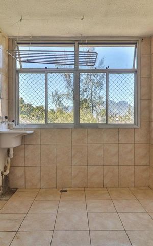 Apartamento à venda com 56m², 2 quartos e 1 vaga Apartamento à venda com 56m², 2 quartos e 1 vagaCozinha e Área de Serviço