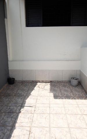 Casa à venda com 120m², 2 quartos e 2 vagas Casa à venda com 120m², 2 quartos e 2 vagasÁrea comum