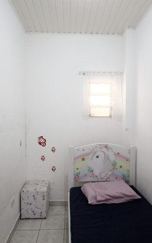 Casa à venda com 120m², 2 quartos e 2 vagas Casa à venda com 120m², 2 quartos e 2 vagasQuarto