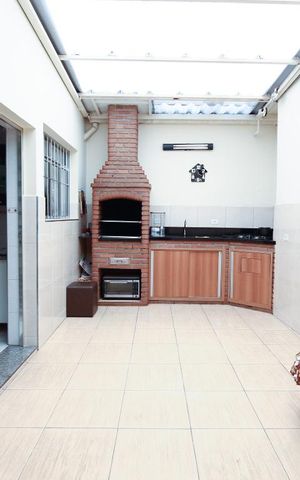 Casa à venda com 120m², 2 quartos e 2 vagas Casa à venda com 120m², 2 quartos e 2 vagasÁrea Gourmet - Churrasqueira
