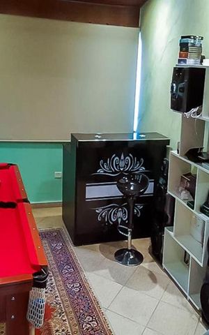 Casa à venda com 140m², 3 quartos e 2 vagas