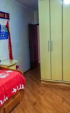 Casa à venda com 140m², 3 quartos e 2 vagas Casa à venda com 140m², 3 quartos e 2 vagasQuarto