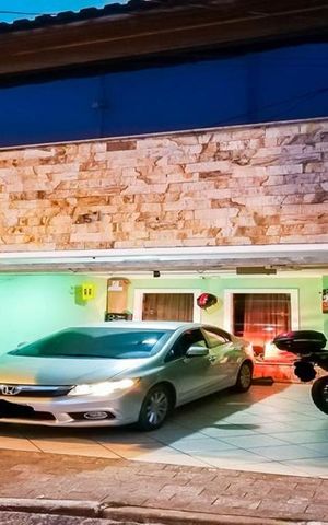 Casa à venda com 140m², 3 quartos e 2 vagas Casa à venda com 140m², 3 quartos e 2 vagasGaragem