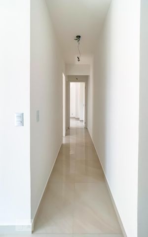 Apartamento à venda com 66m², 2 quartos e 2 vagasCorredor