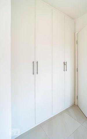 Apartamento à venda com 66m², 2 quartos e 2 vagasSuíte - Armário
