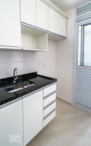 Apartamento à venda com 66m², 2 quartos e 2 vagasCozinha
