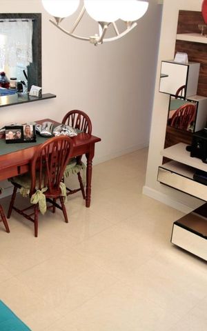 Apartamento à venda com 68m², 2 quartos e 1 vaga Apartamento à venda com 68m², 2 quartos e 1 vagaSala